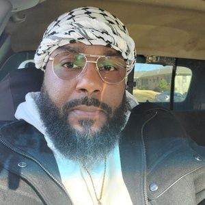 Meet your Posher, Yango